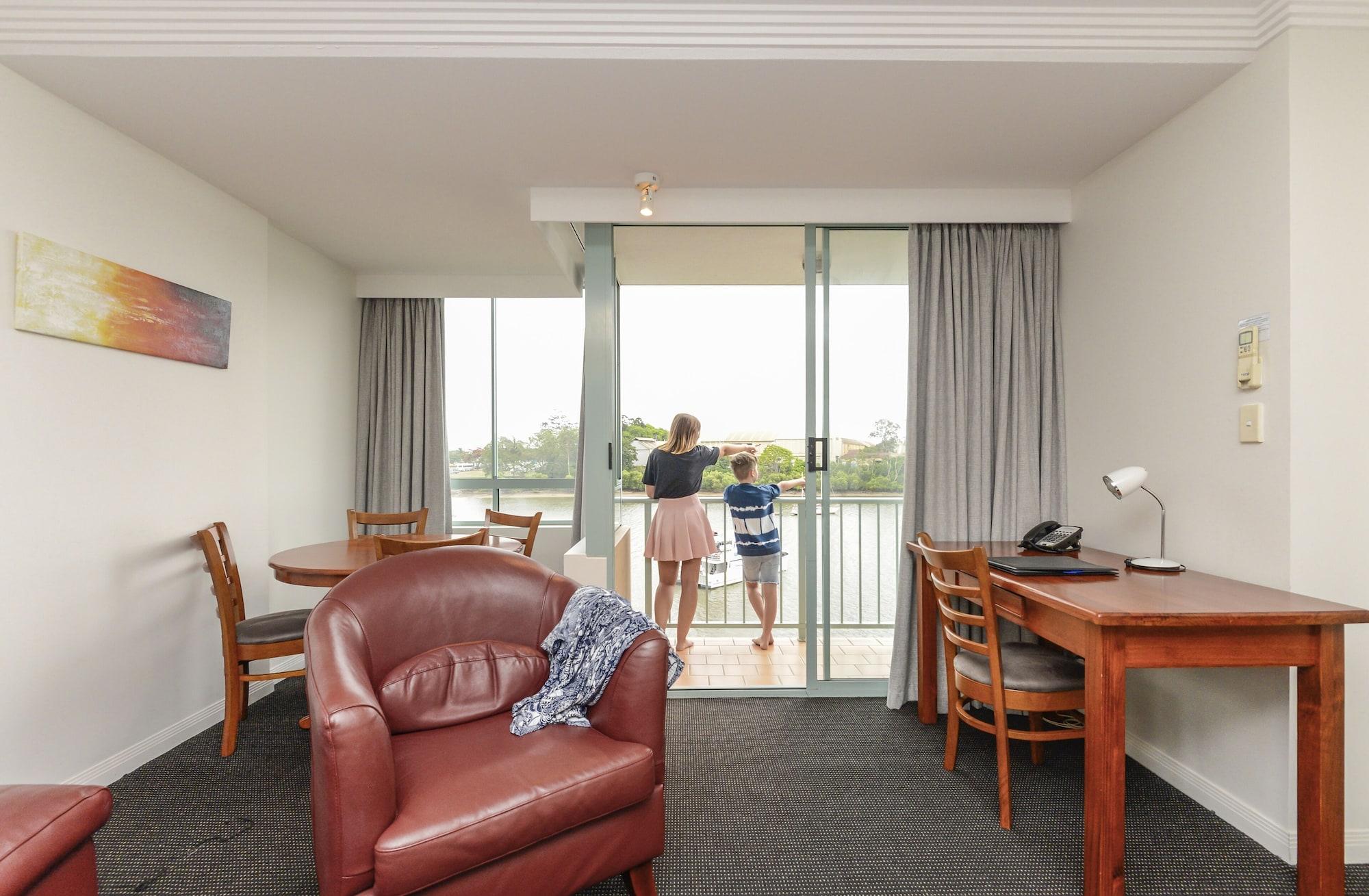 Burnett Riverside Hotel Бандаберг Екстериор снимка