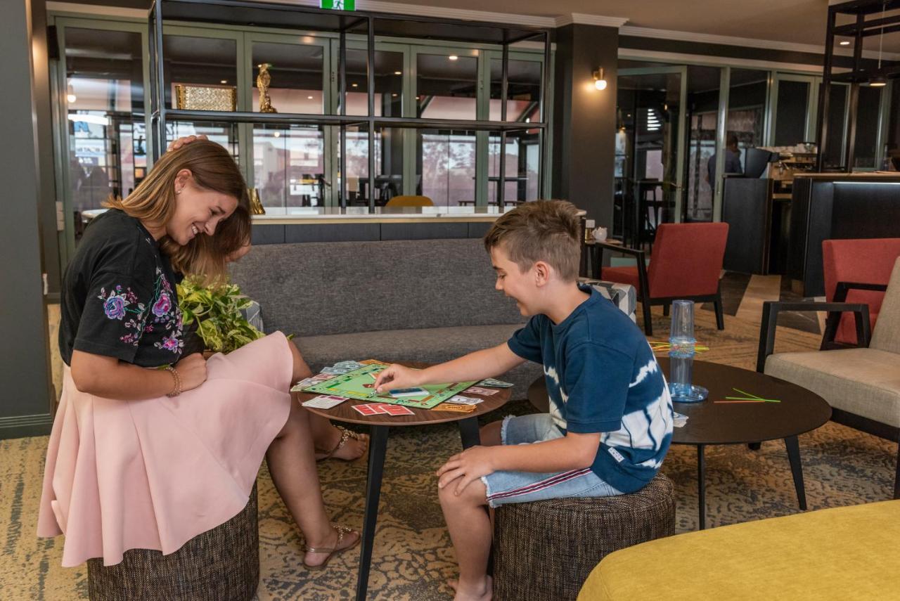 Burnett Riverside Hotel Бандаберг Екстериор снимка