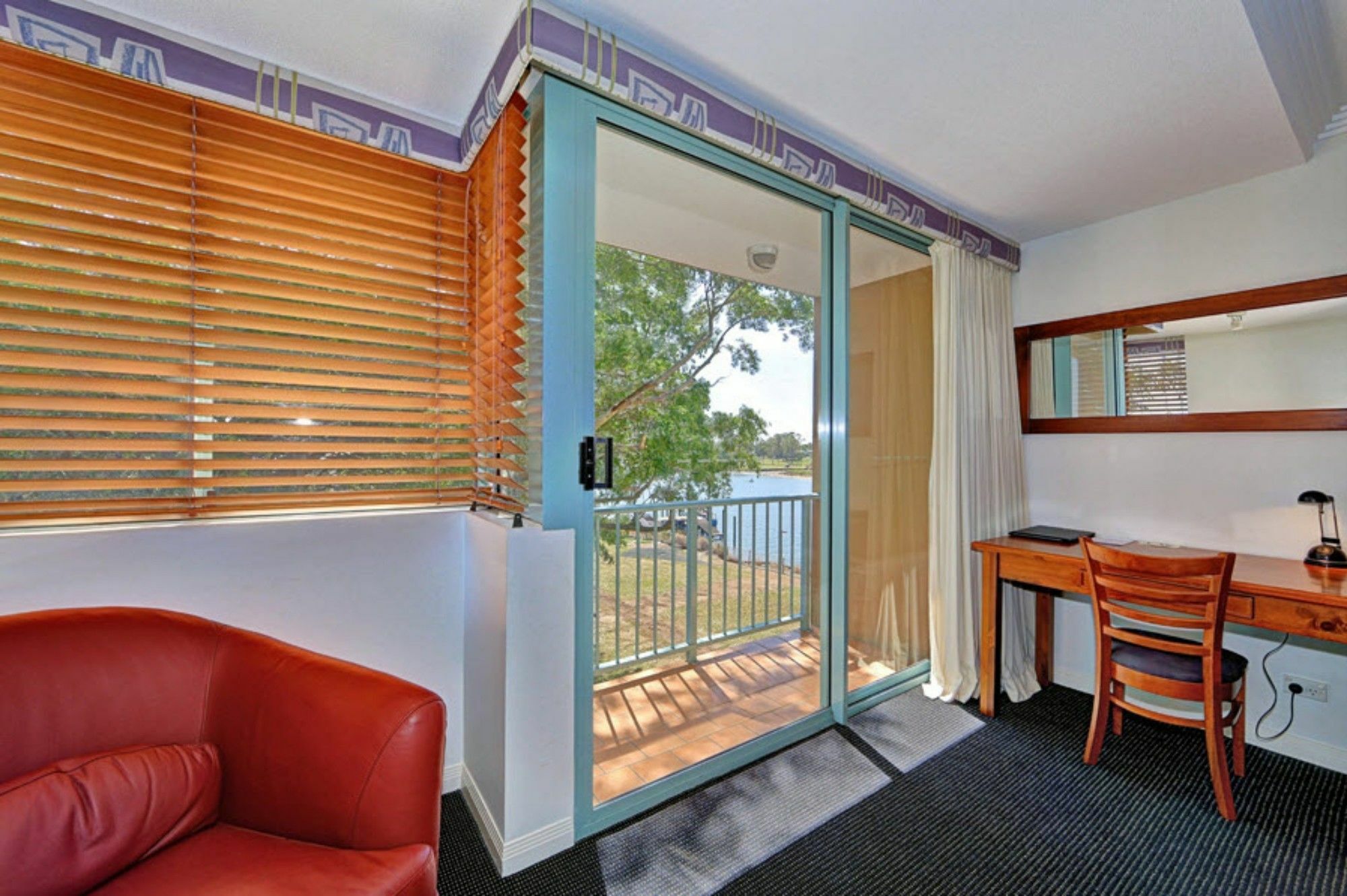 Burnett Riverside Hotel Бандаберг Екстериор снимка